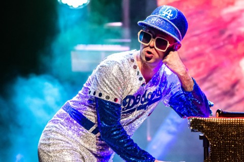 Elton John by Rafael Dentini no Clube de Campo Empyreo, em Leme