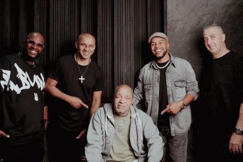 Exalta grava novo projeto com oito inéditas sob produção de Bira Haway